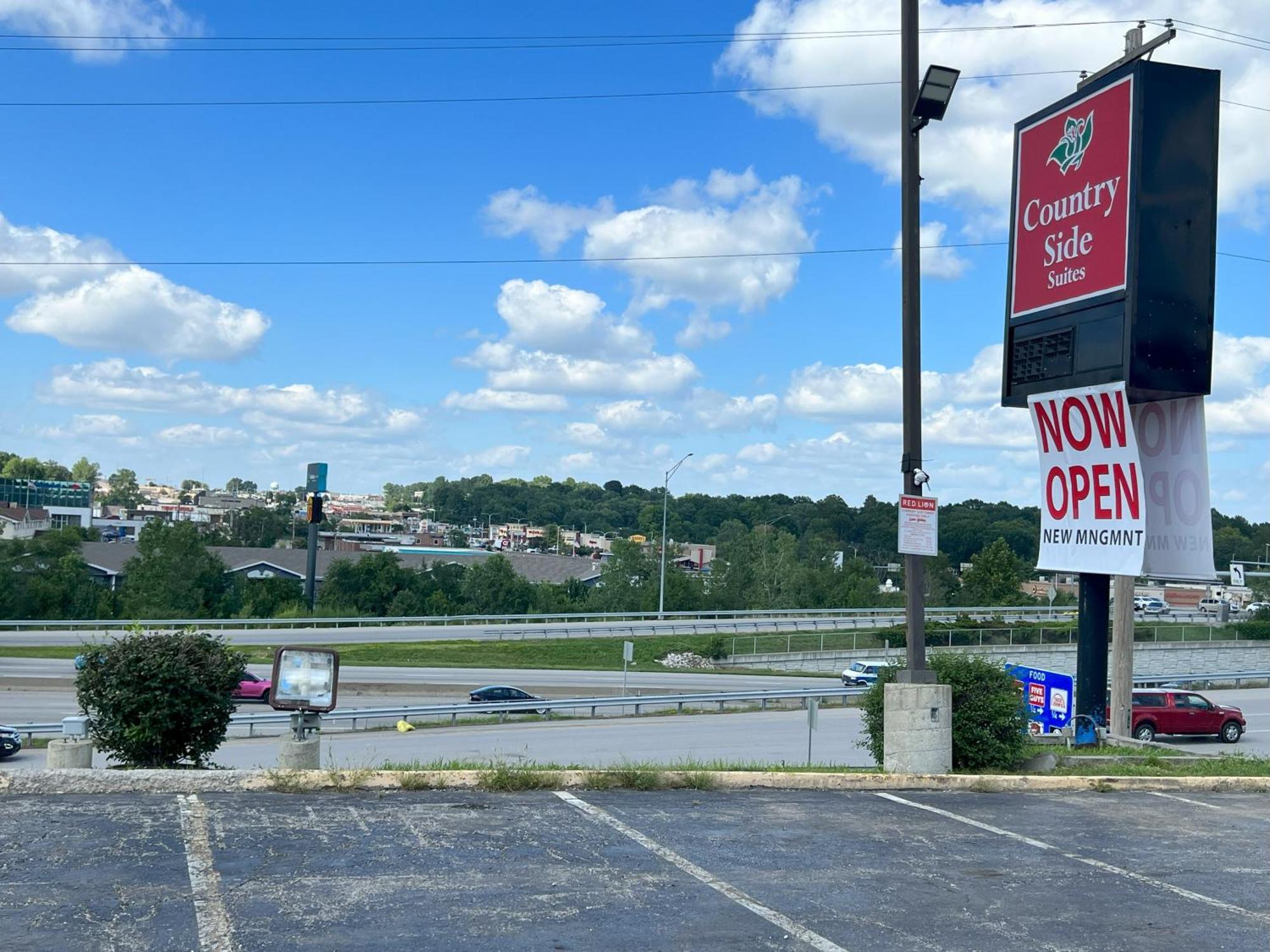 Countryside Suites Kansas City Independence I-70 East Sports Complex Hotel Exterior foto