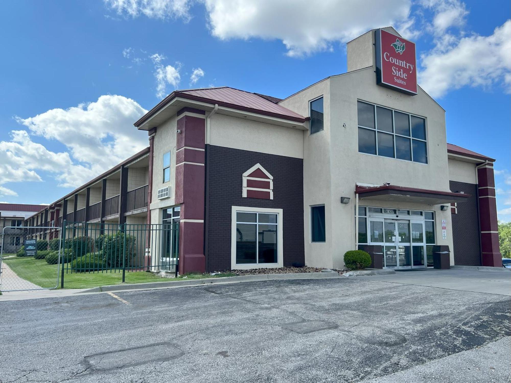 Countryside Suites Kansas City Independence I-70 East Sports Complex Hotel Exterior foto